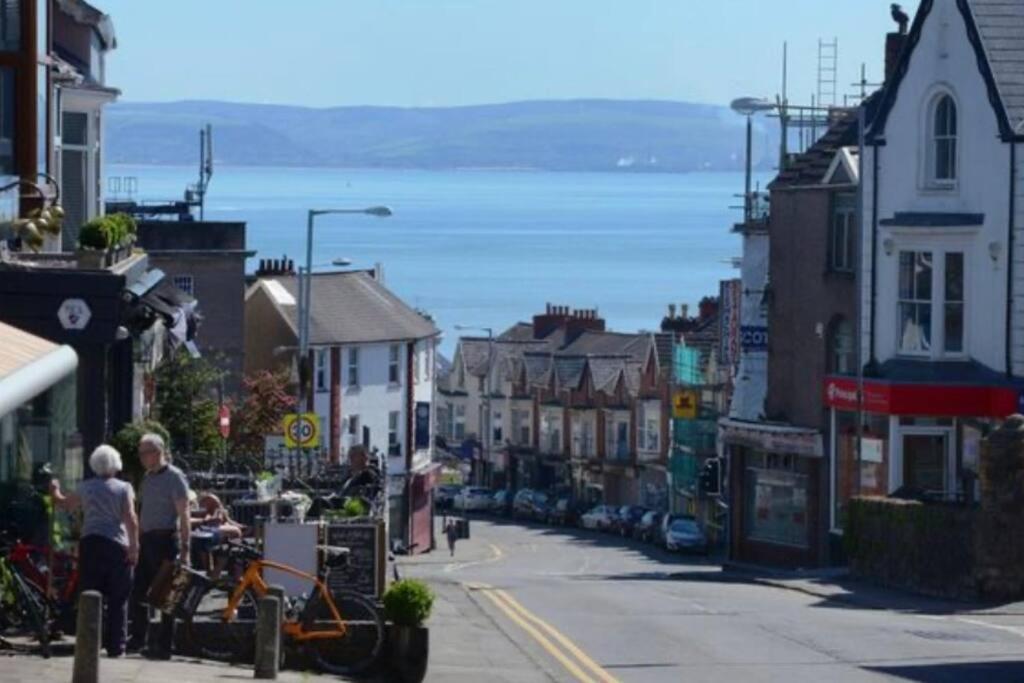 Castle View - Flat In Mumbles - Free Parking Apartment Oystermouth Luaran gambar